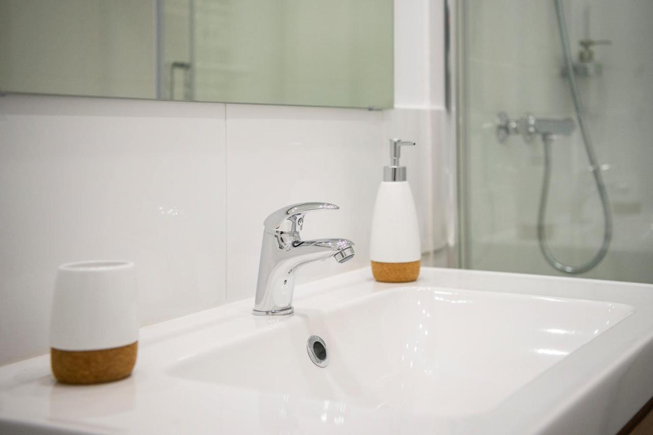 Superbe Appartement Plein Centre, Calme, Netflix Мирпоа Екстериор снимка